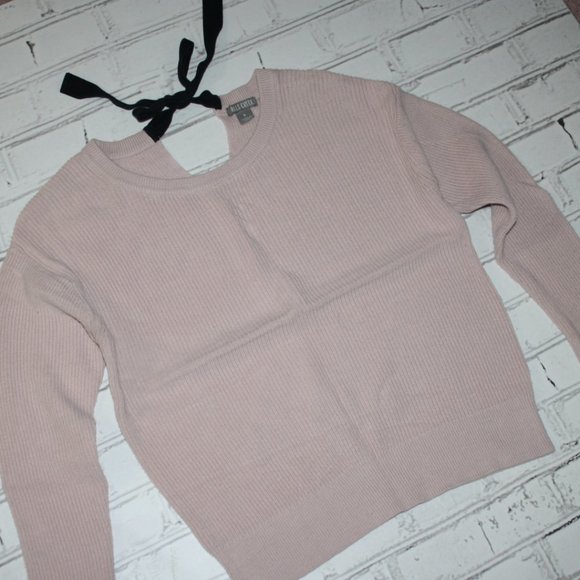 Light pink and black back tie sweater Falls Creek Small - Picture 4 of 5